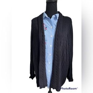 Kim Rogers Black Cárdigan Sweater